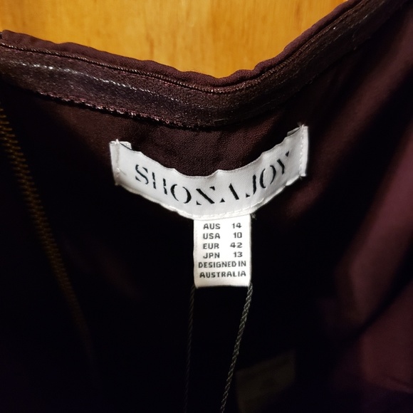 Shona Joy Core U strapless in Aubergine - Picture 3 of 5